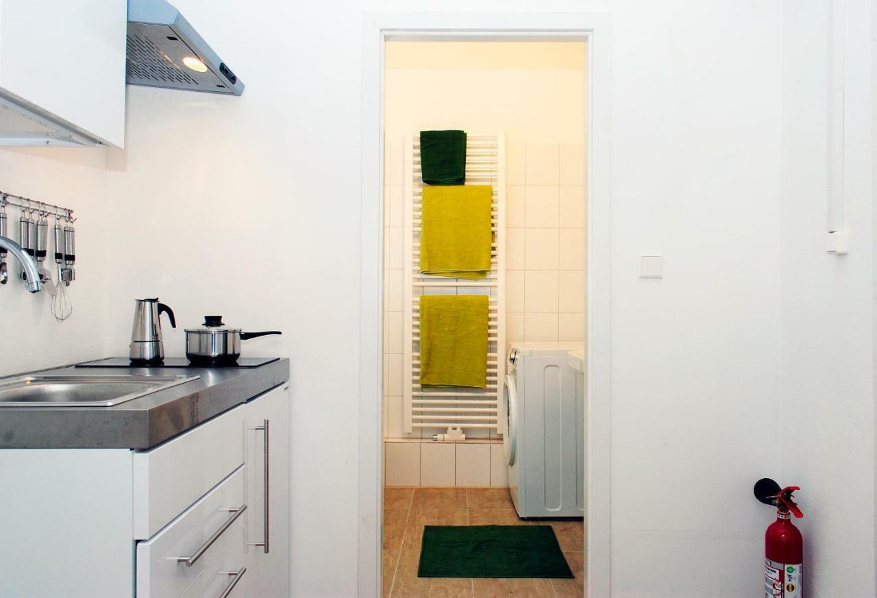 Appartement Ueber Dem Kino Toni Berlin Eksteriør billede